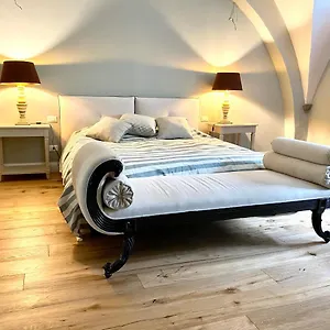 Accademia Newly Renovated Ancient Abbey Appartamento