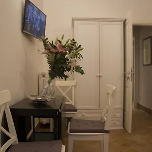Leoncino 36 In Apartment Rome